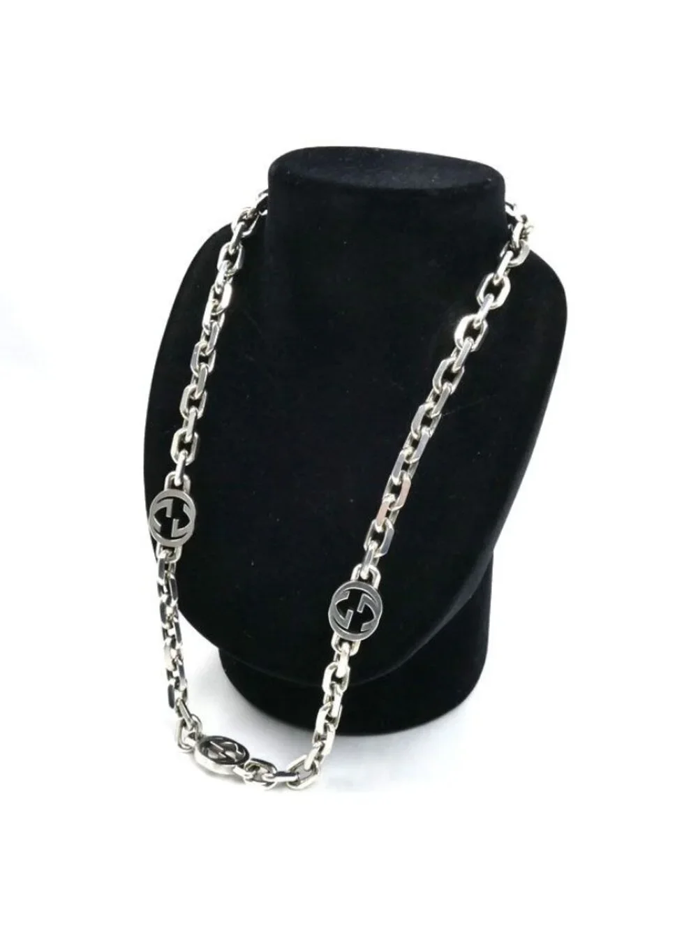 Gucci interlocking necklace